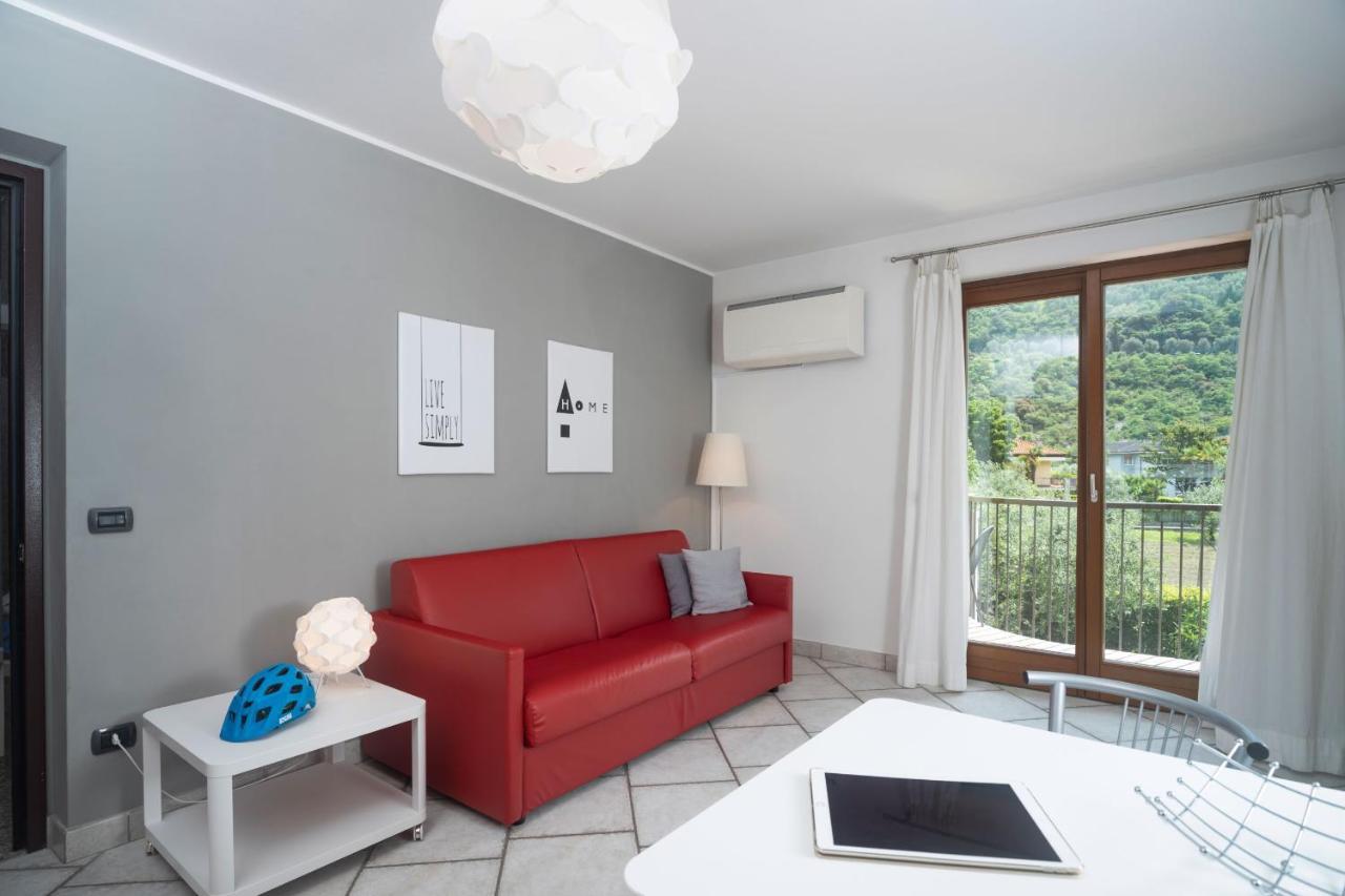 Aparthotel Casa Carla Torbole Sul Garda Zewnętrze zdjęcie