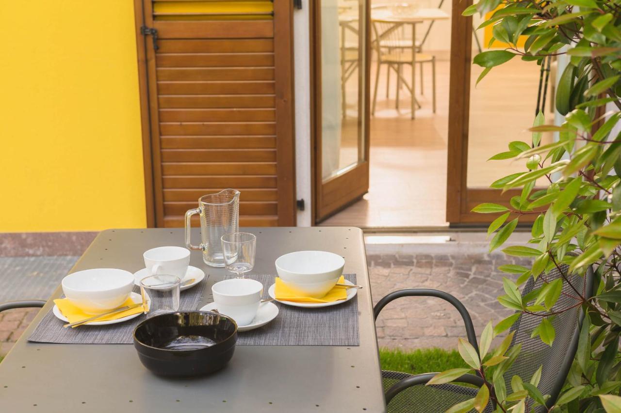 Aparthotel Casa Carla Torbole Sul Garda Zewnętrze zdjęcie