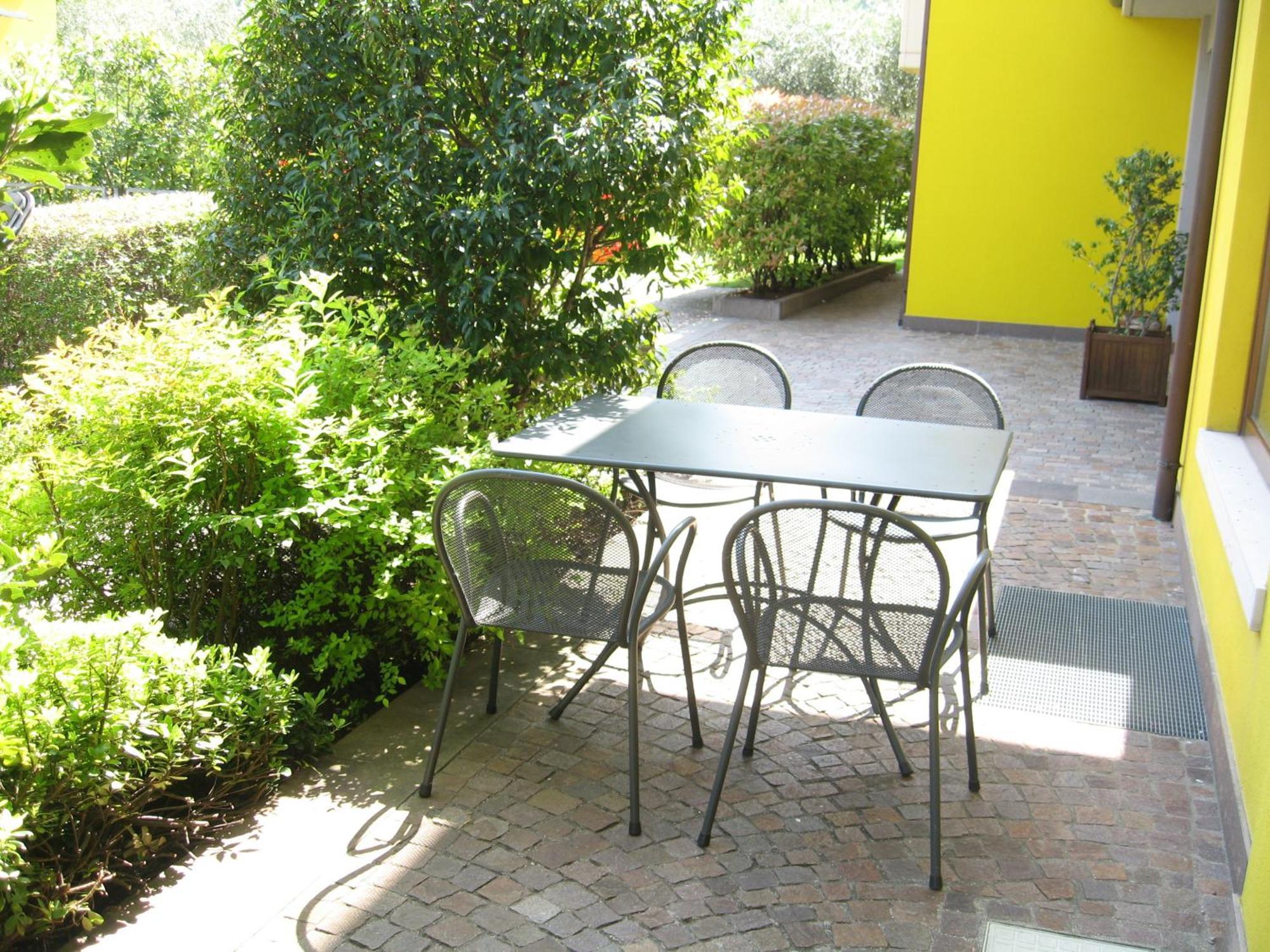 Aparthotel Casa Carla Torbole Sul Garda Zewnętrze zdjęcie