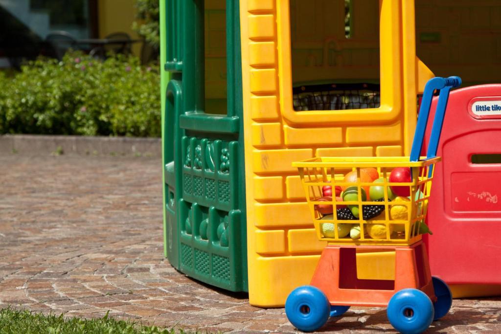 Aparthotel Casa Carla Torbole Sul Garda Zewnętrze zdjęcie