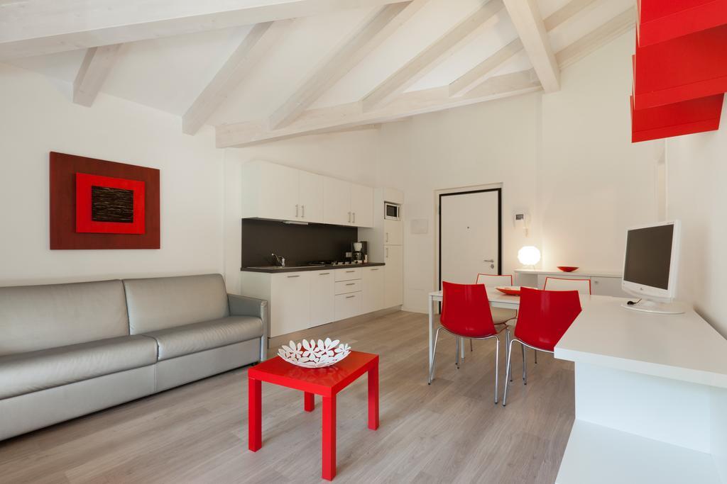 Aparthotel Casa Carla Torbole Sul Garda Zewnętrze zdjęcie