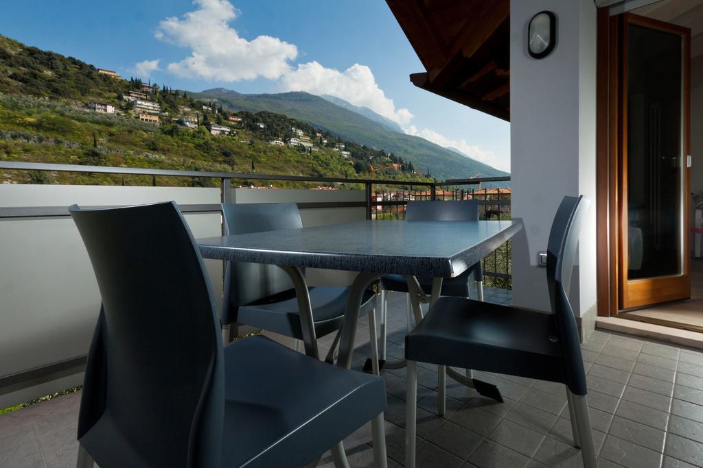 Aparthotel Casa Carla Torbole Sul Garda Zewnętrze zdjęcie