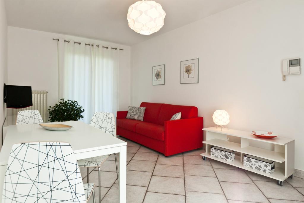 Aparthotel Casa Carla Torbole Sul Garda Zewnętrze zdjęcie