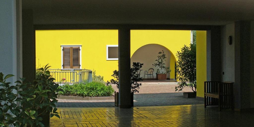Aparthotel Casa Carla Torbole Sul Garda Zewnętrze zdjęcie